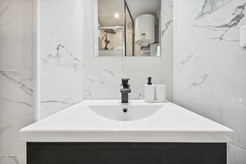 Superbe 2 Pieces Appartement *